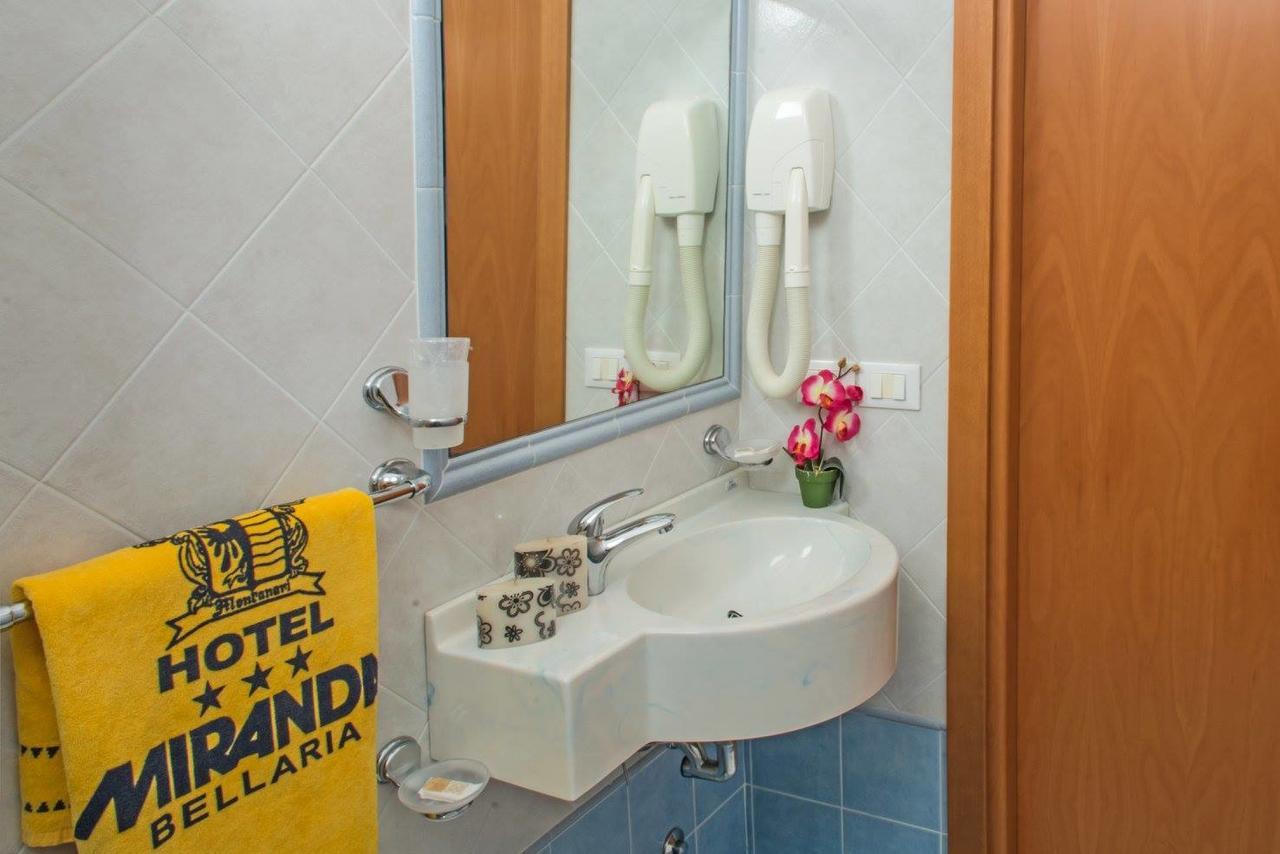 Hotel Miranda Белариа-Игеа Марина Екстериор снимка